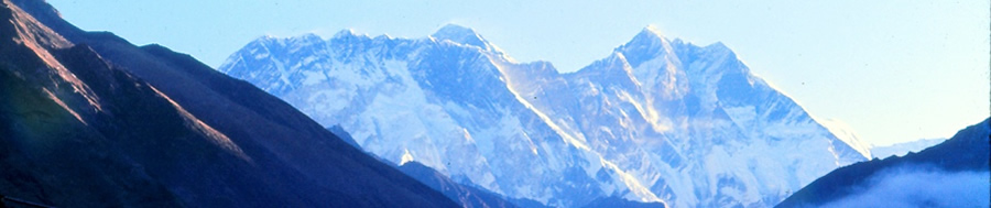 everest header